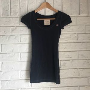Hollister social stretch navy tee - XSmall